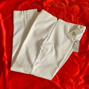 💜HOST PICK💜NWT Karen Kane White Lifestyle Capri